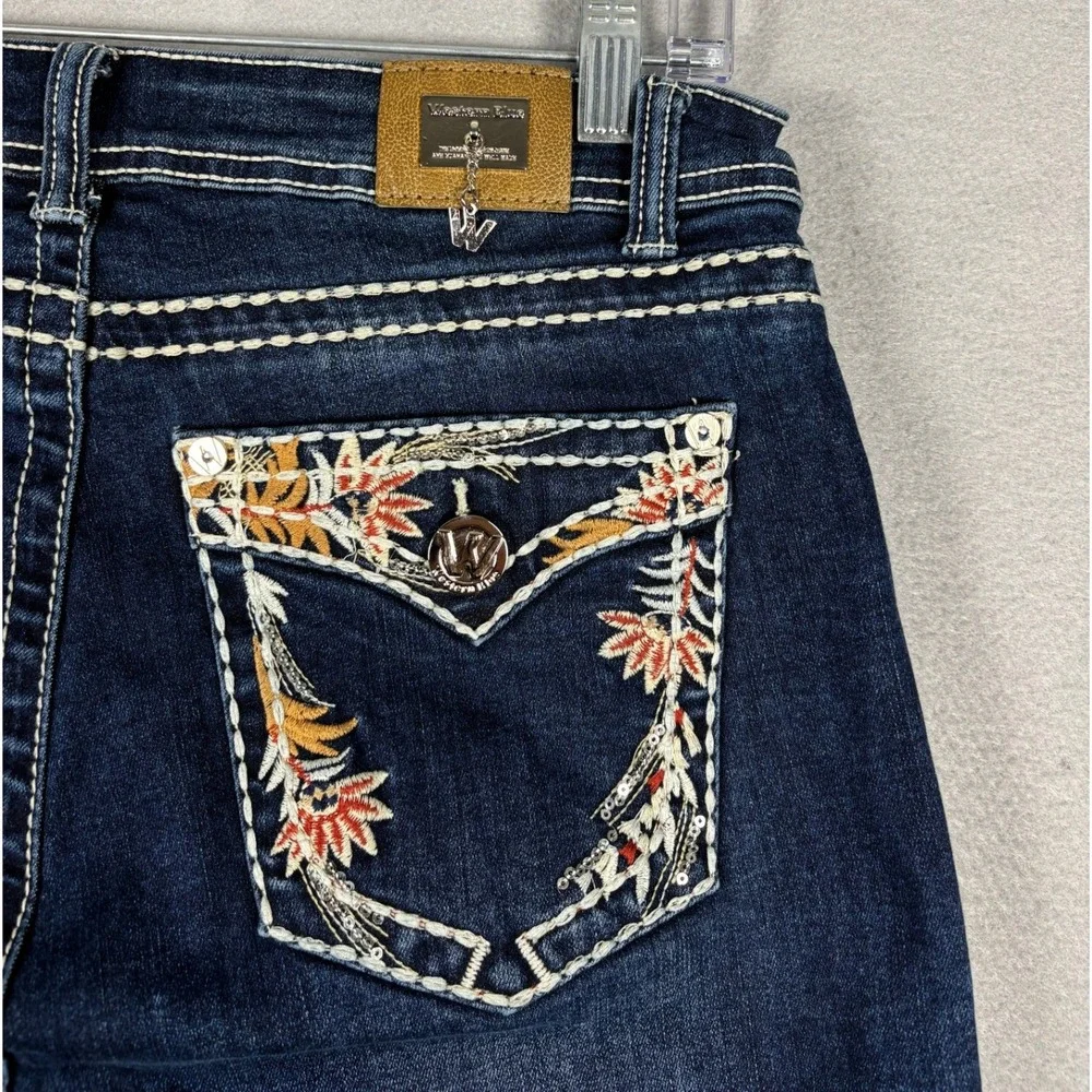Western Blue Flare Jeans Floral Embroidered Distressed Hem 11 30x29.5 Dark Boho